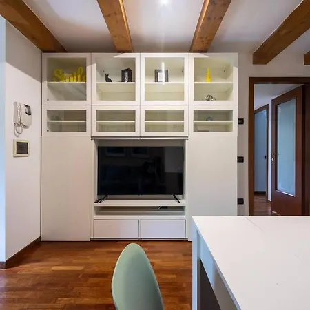 Modern Flat In Heart Of Vicenza!