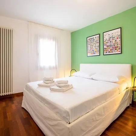 Modern Flat In Heart Of Vicenza! Daire Vicenza