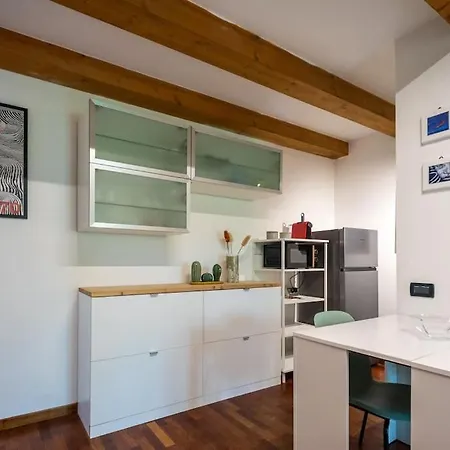Daire Modern Flat In Heart Of Vicenza! Vicenza